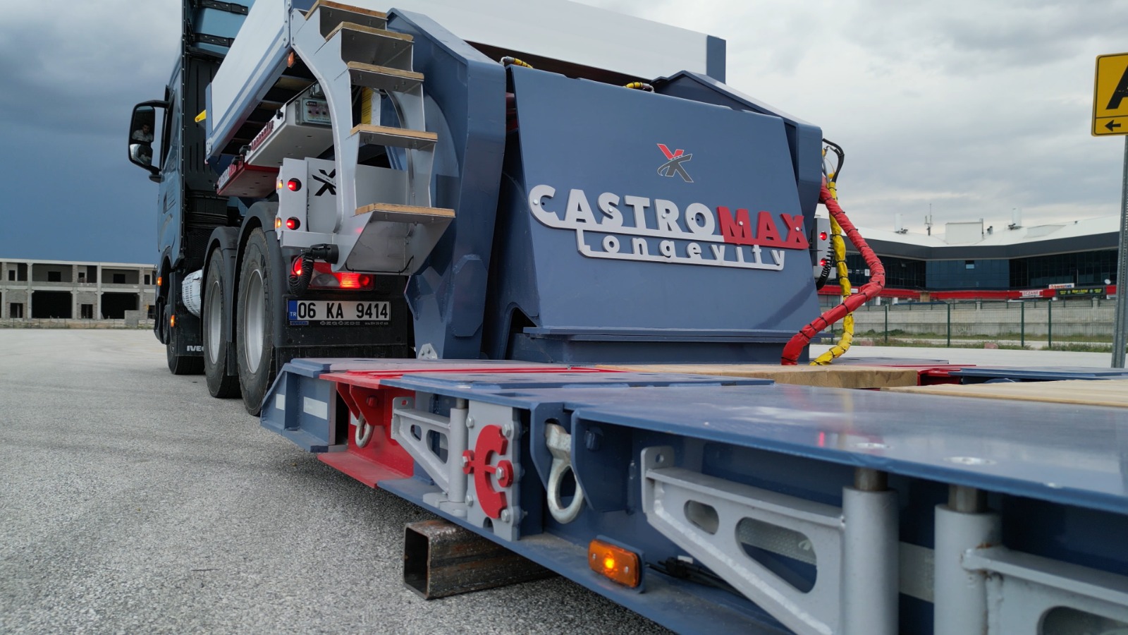 Worldwide freight services